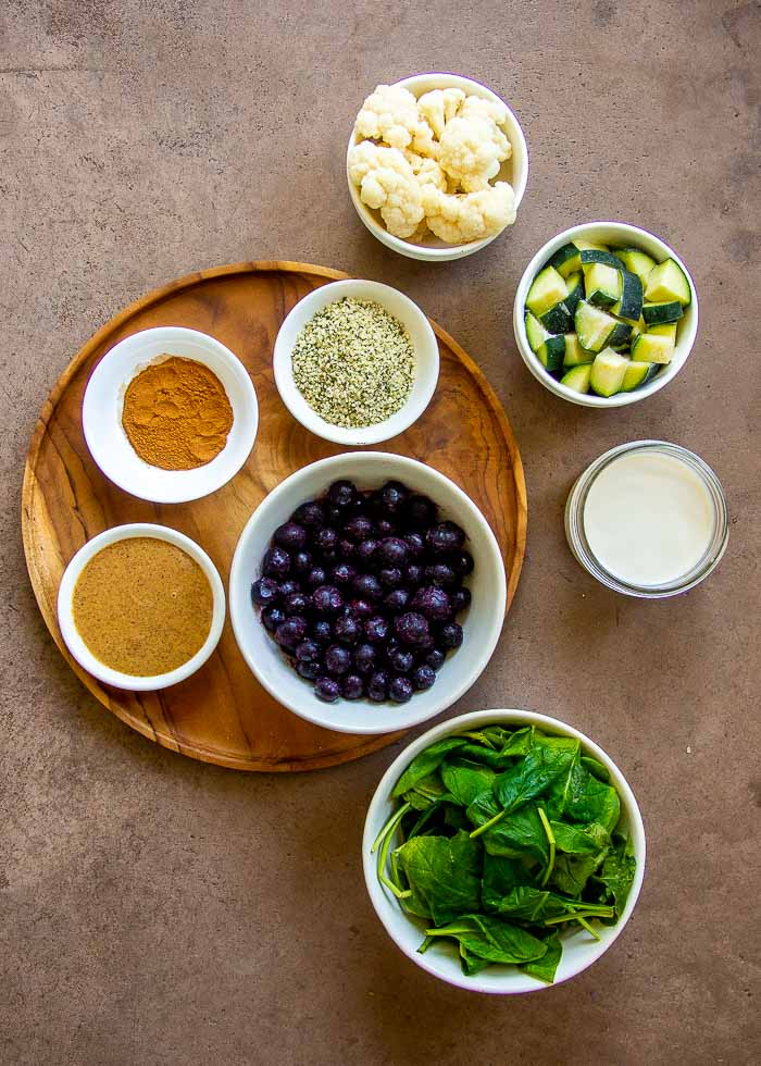 Ingredients for Low Carb Smoothie Bowl with Cauliflower and Greens